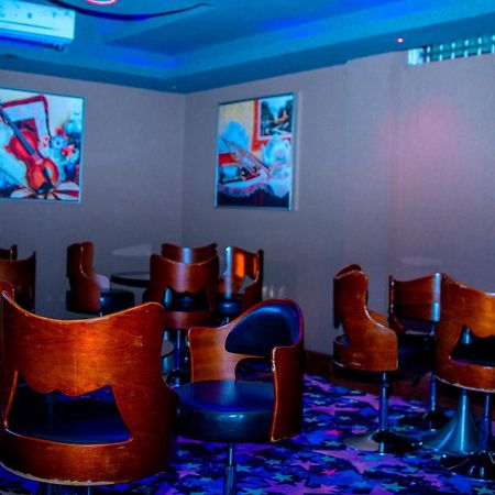 Hera Hotel Kampala Kültér fotó