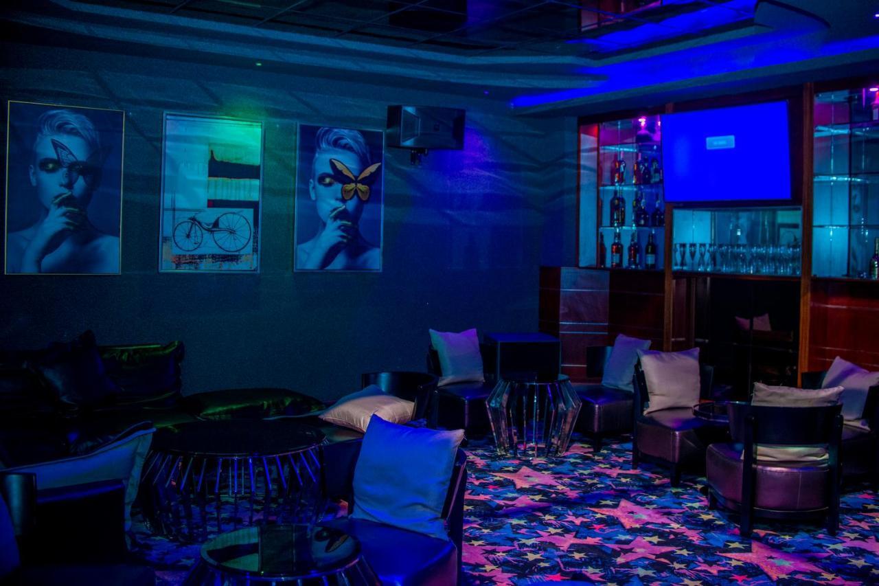 Hera Hotel Kampala Kültér fotó