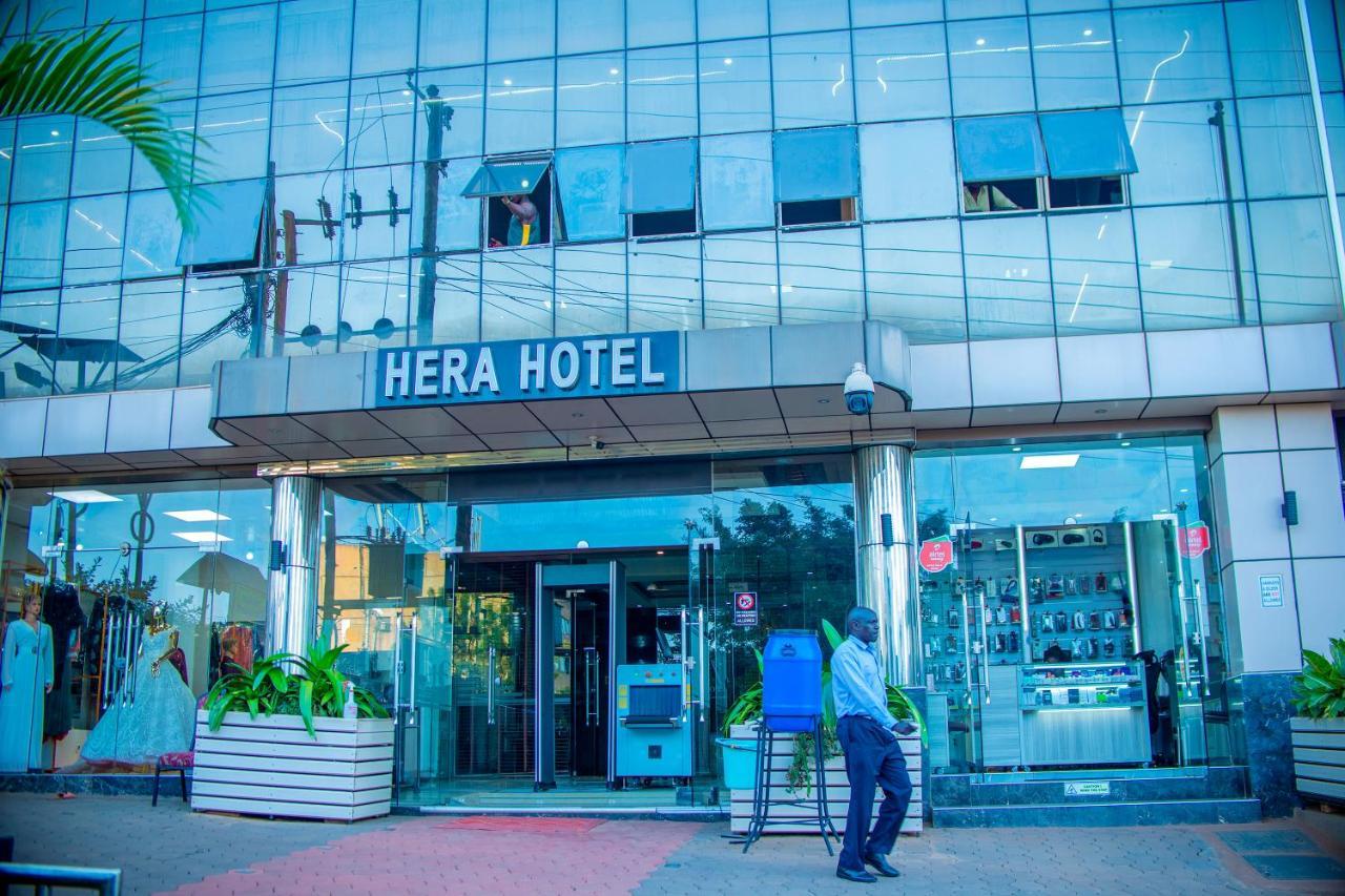 Hera Hotel Kampala Kültér fotó