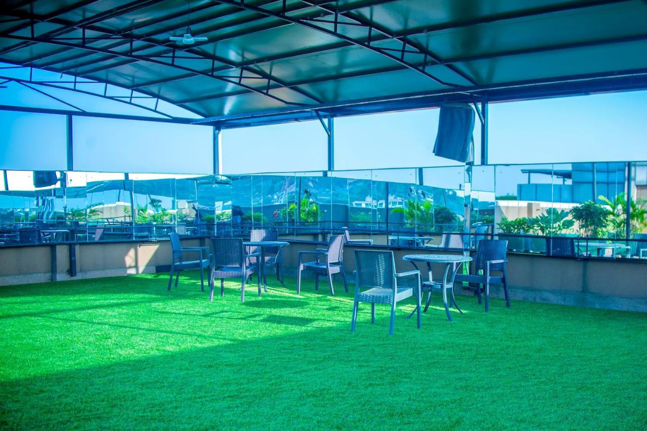Hera Hotel Kampala Kültér fotó