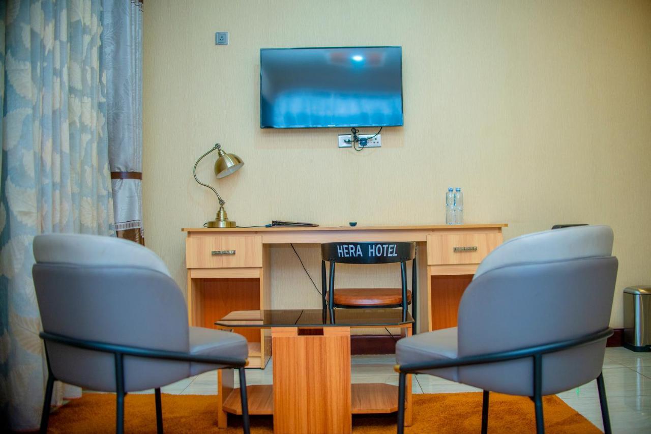 Hera Hotel Kampala Kültér fotó