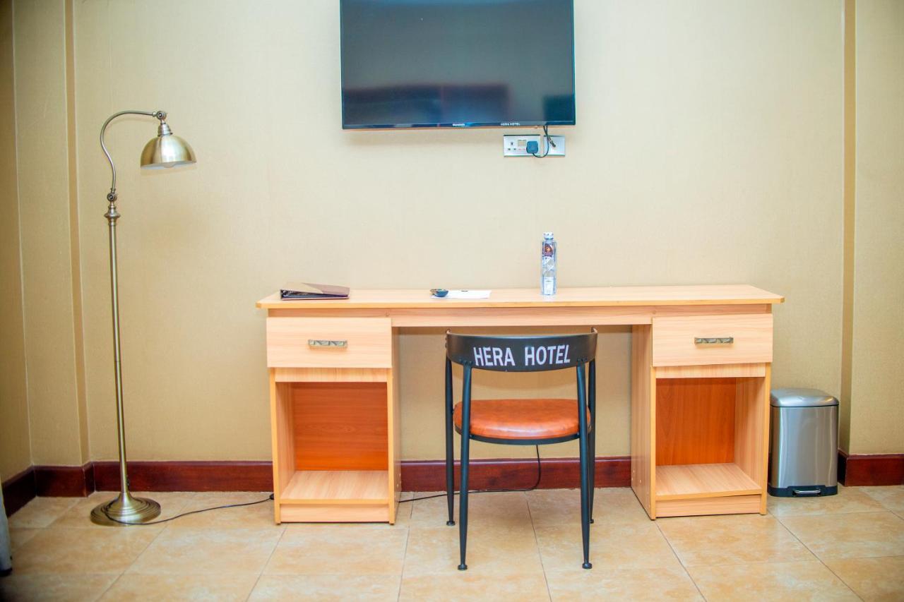 Hera Hotel Kampala Kültér fotó